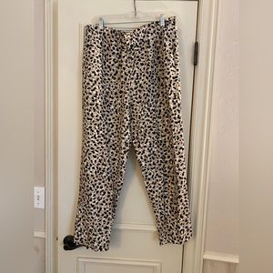 Cheetah scrunch waist pants, Ann Taylor, size large, good condition